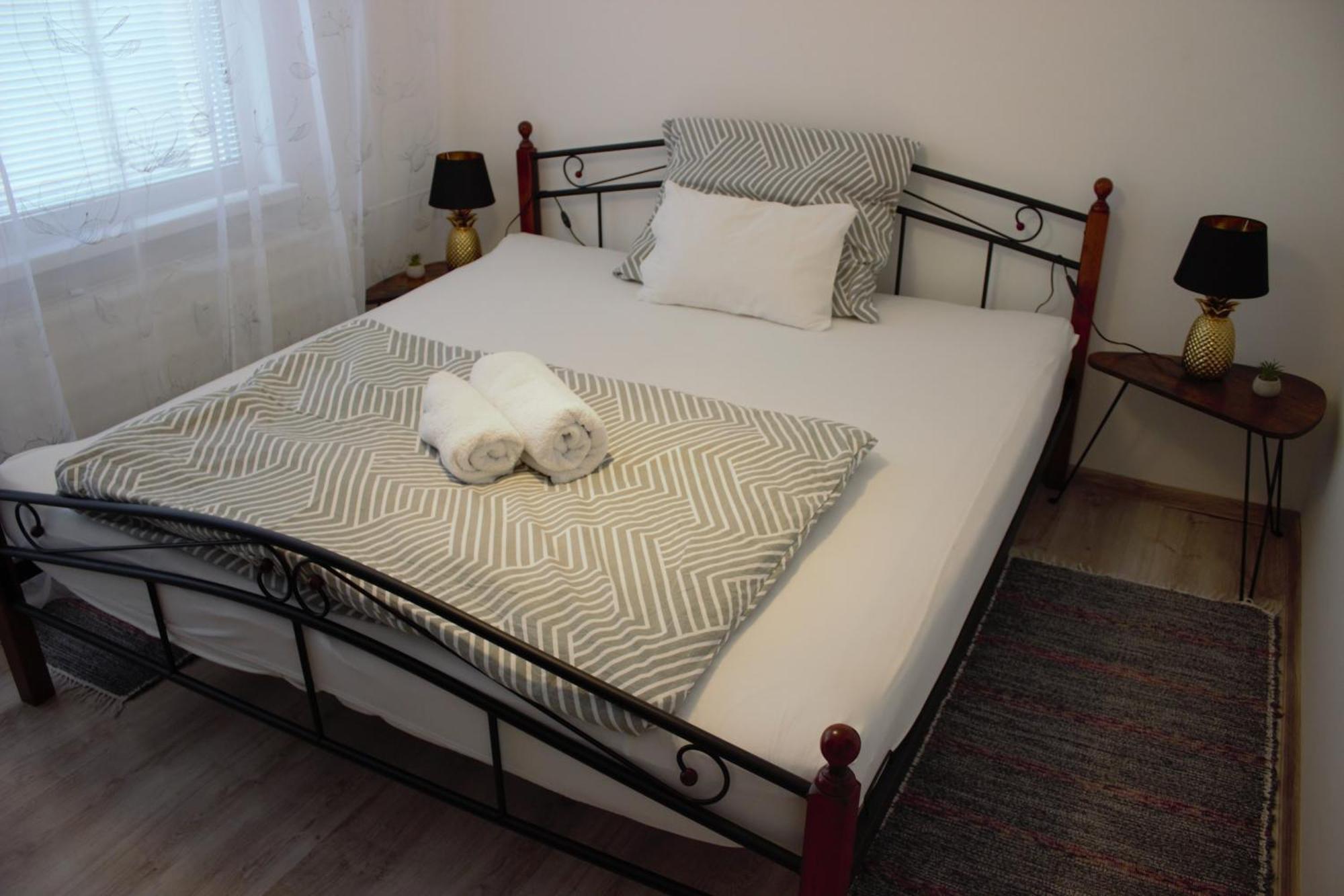 Apartman Surany المظهر الخارجي الصورة
